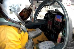 为什么U-2喷气式飞机飞行员戴着Garmin卫星导航智能手表?