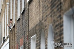 钓鱼诈骗钩入NHS联系人跟踪应用程序检测