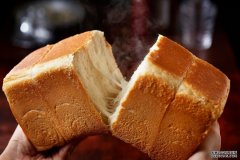 沐鸣登录生吐司“生”什么？在台湾爆红的日系面包，原料、热量、身世之谜大公开