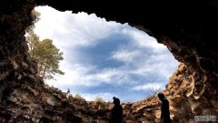 沐鸣平台登陆线路古人类可能是靠熔岩管里融化的冰在沙漠干旱中幸存下来的
